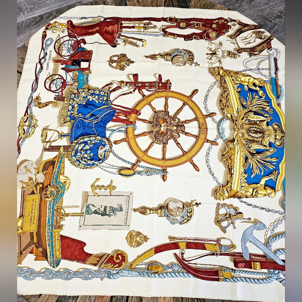 Hermes Musée 90 Cream Silk Scarf - Picture 5 of 5